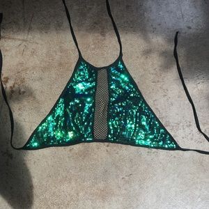 Cute rave top!
